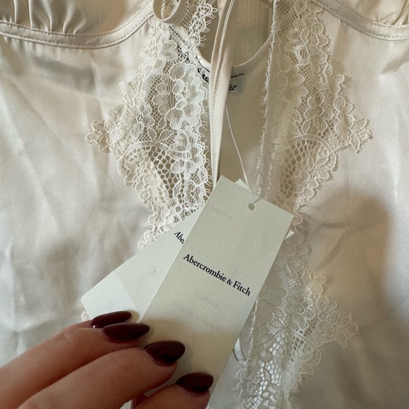 Abercrombie and Fitch Lace Tie Front Sleep Cami - Picture 6 of 6